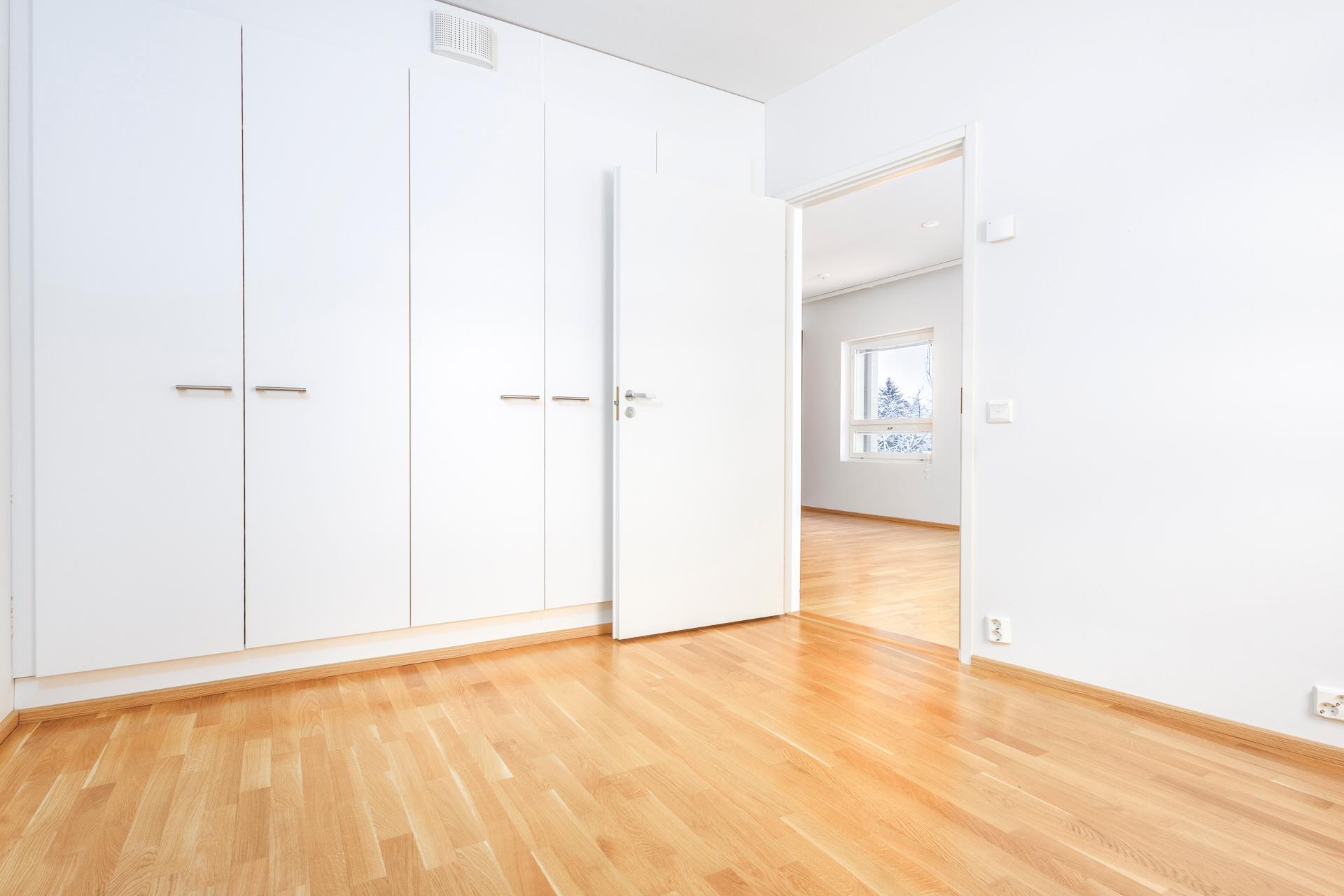 Makuuhuoneen kaapistot