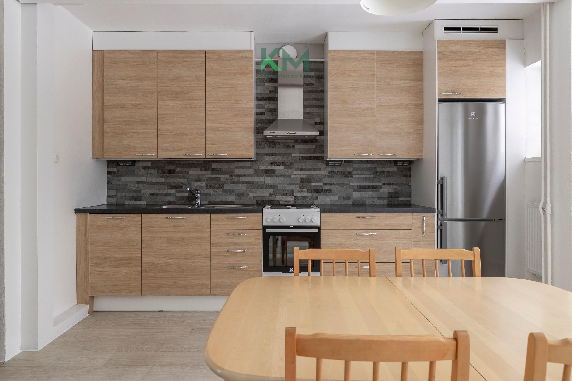 Roihuvuorentie 18, Roihuvuori, Helsinki