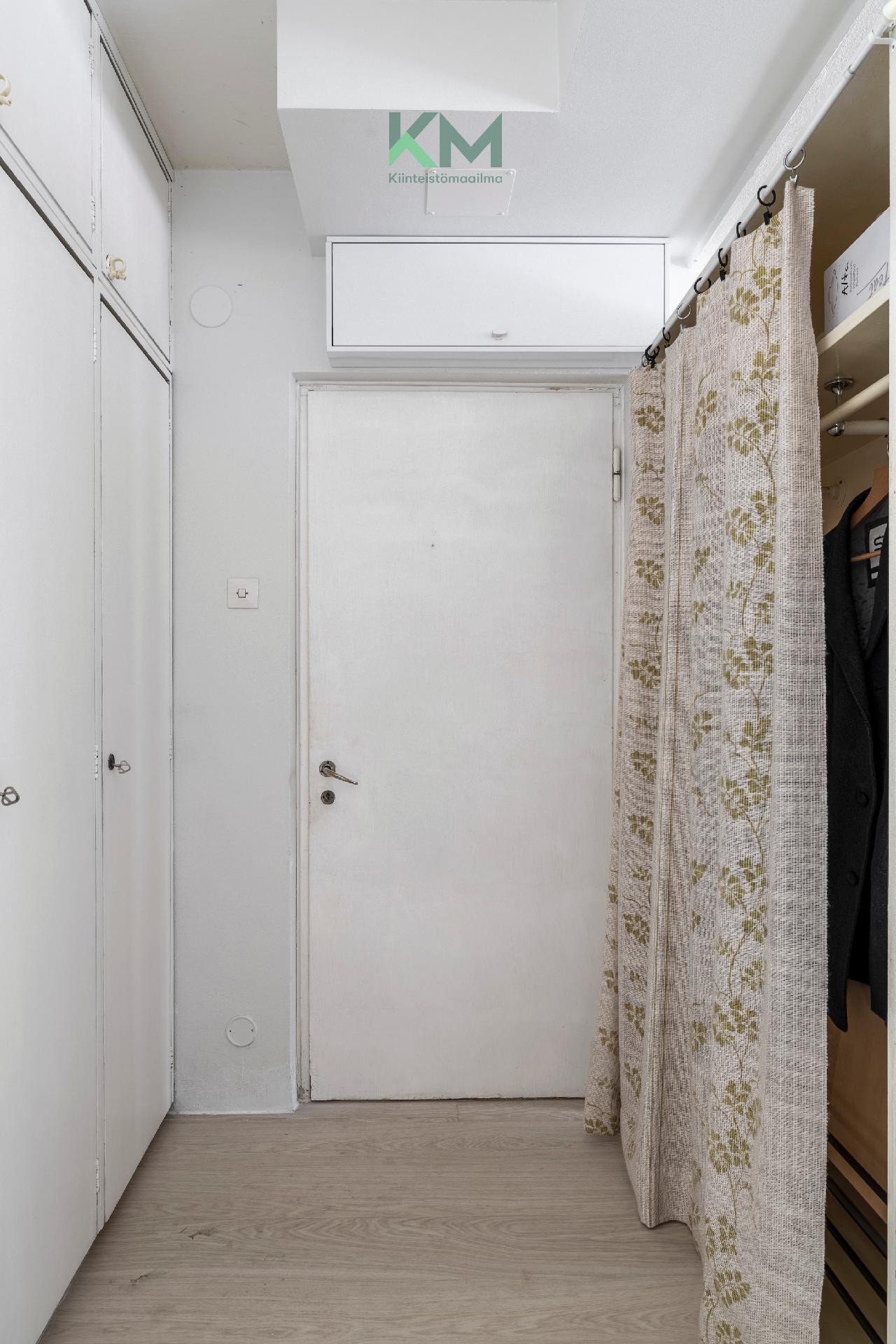 Roihuvuorentie 18, Roihuvuori, Helsinki