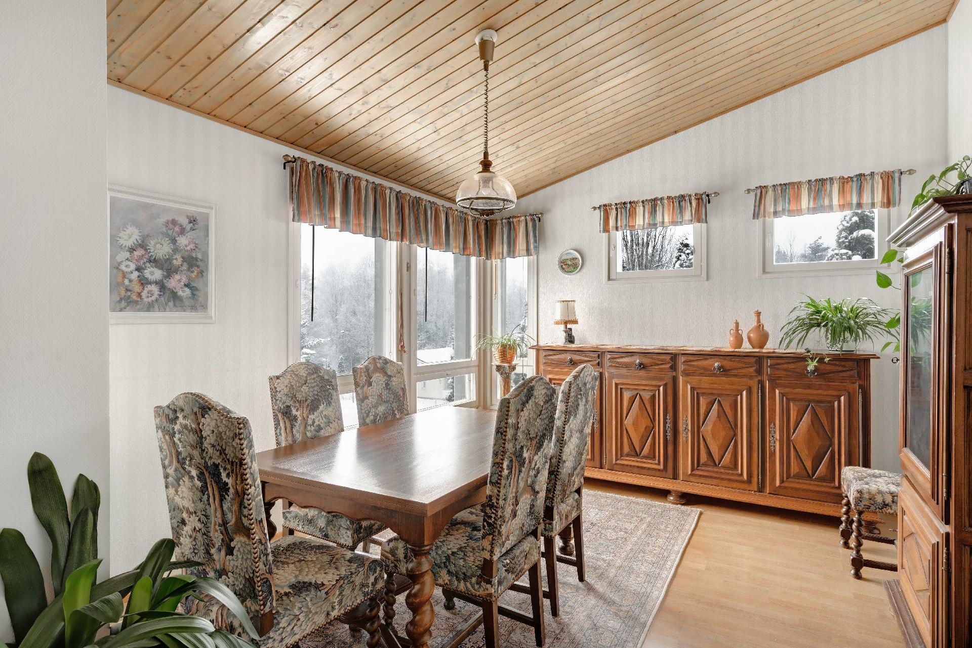 Pellaksentie 10, Vapaala, Vantaa