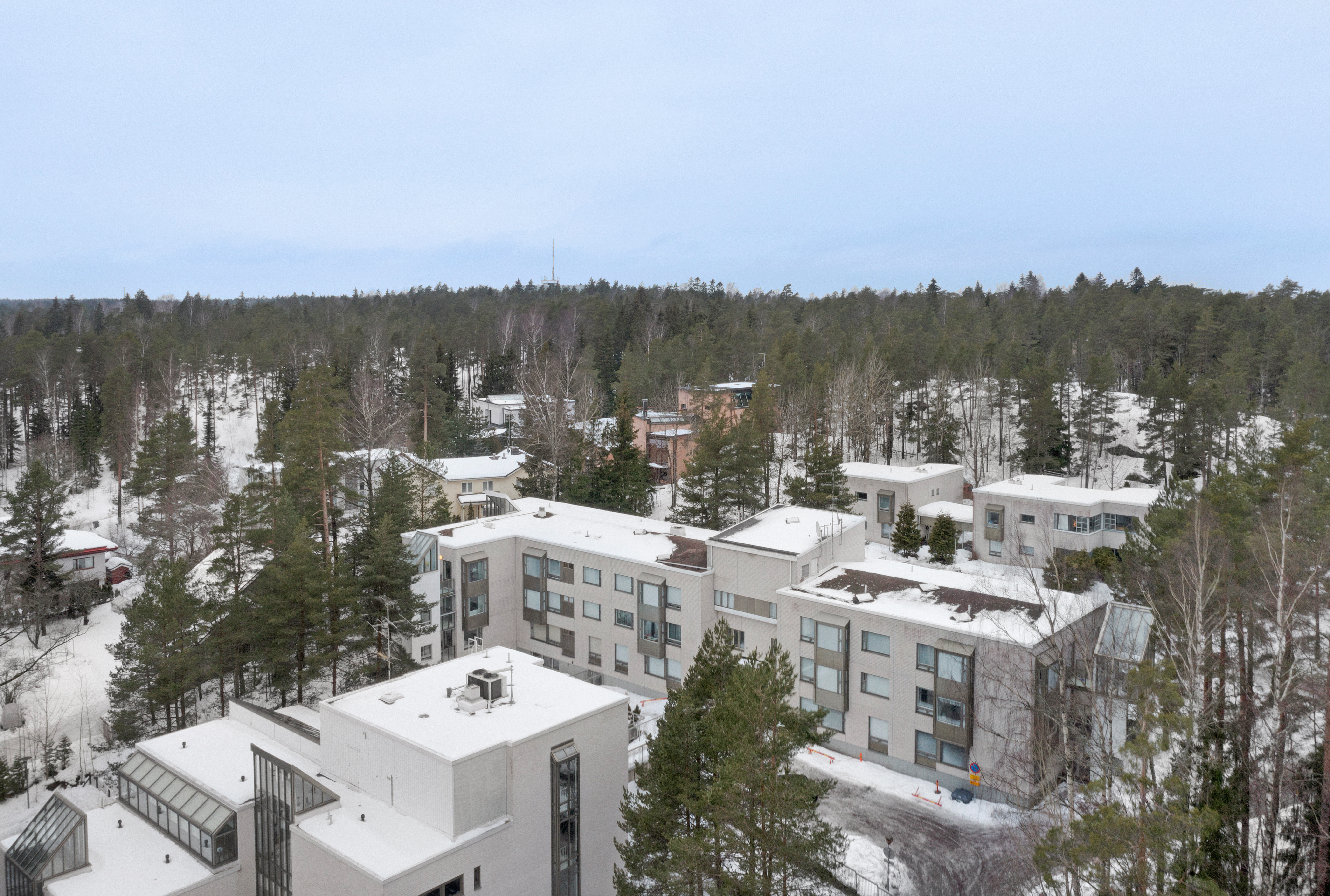 Pohjoinen Suotie 5, Kauniainen
