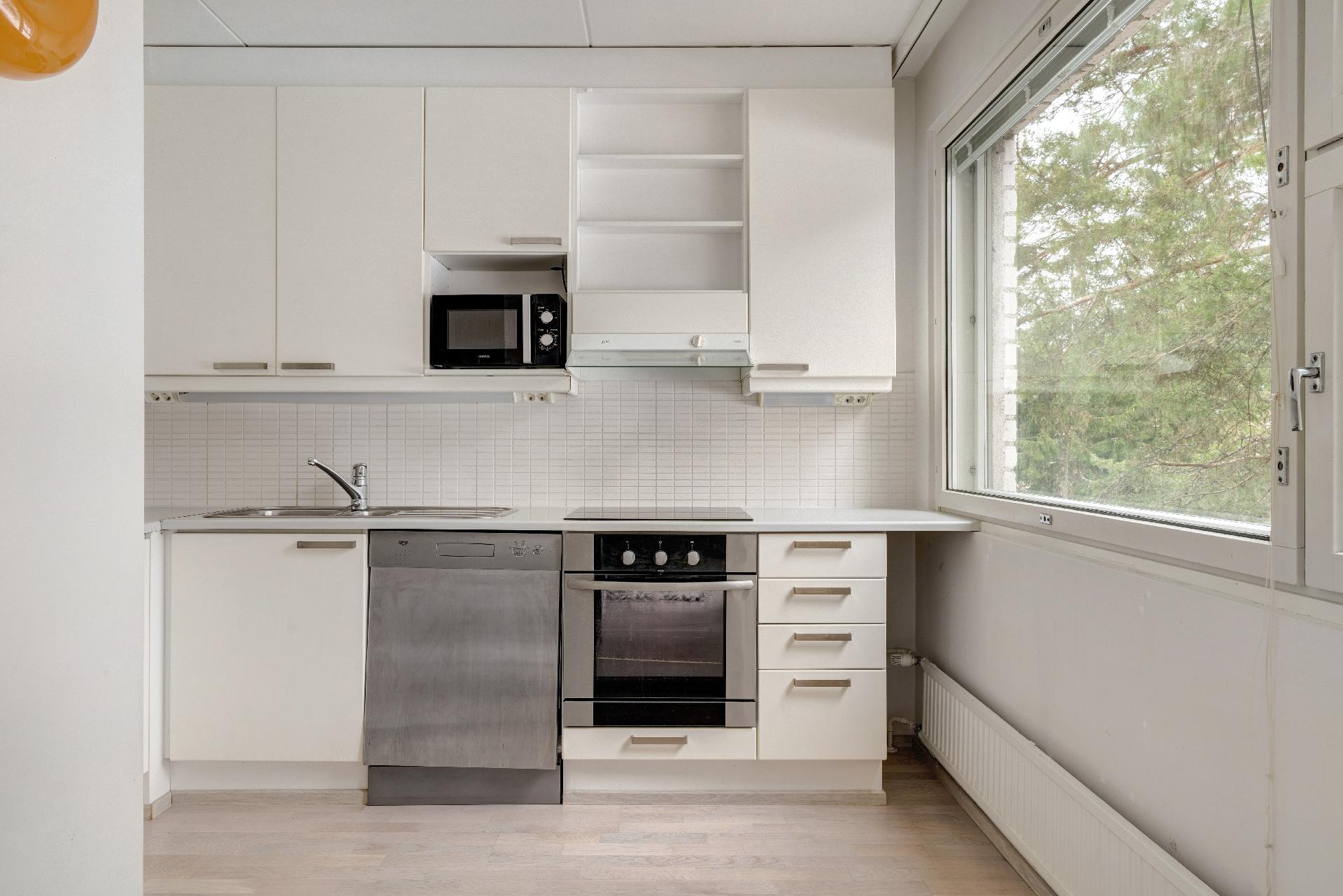 Pohjoinen Suotie 5, Kauniainen