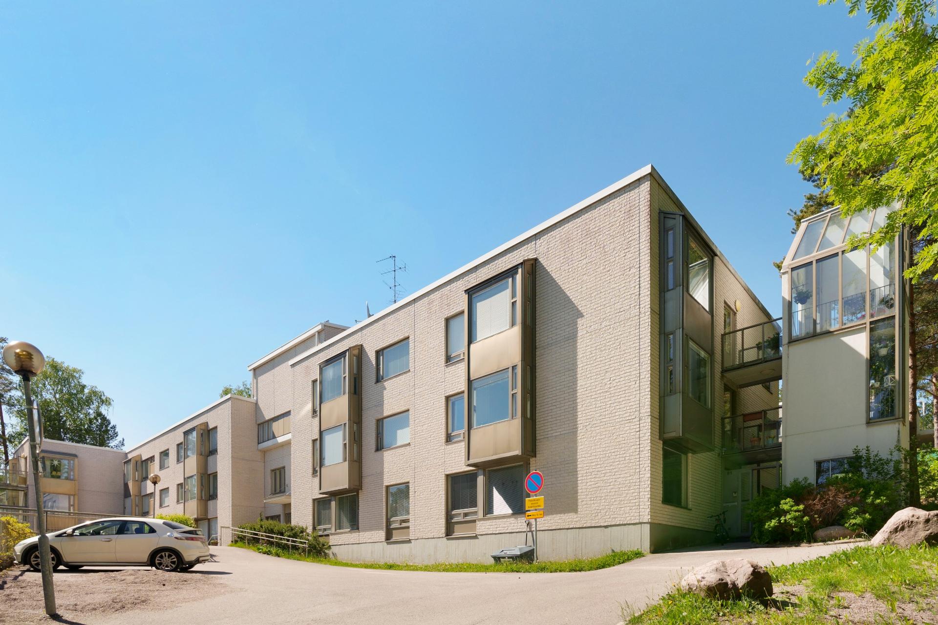 Pohjoinen Suotie 5, Kauniainen