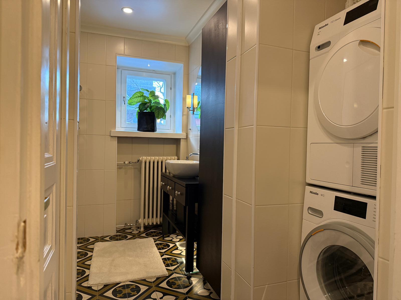 Keskuskatu 17, Kotkansaari, Kotka