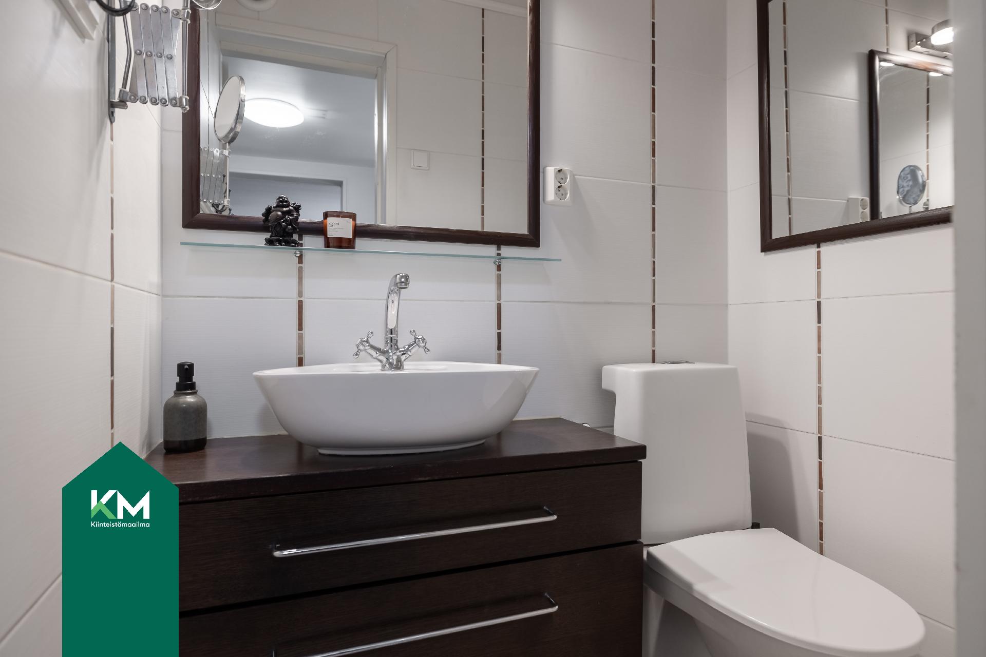 Kimmonkatu 6, Hovila, Kotka