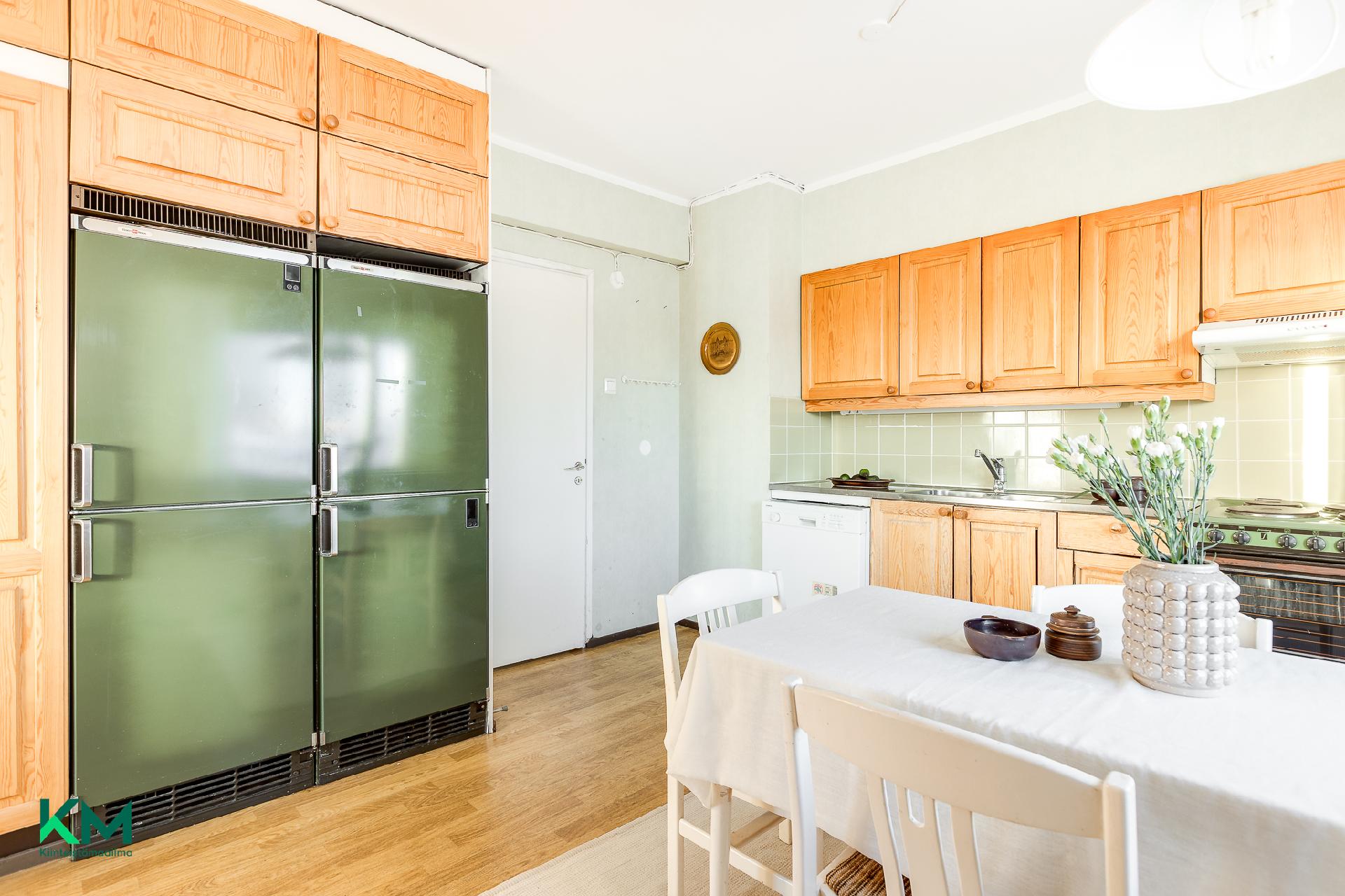 Albertinkatu 11, Keskusta, Oulu