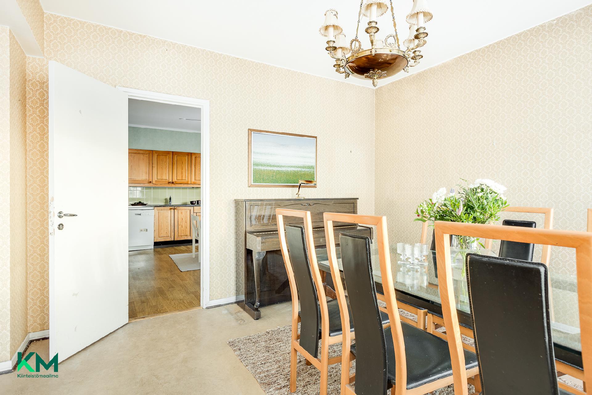 Albertinkatu 11, Keskusta, Oulu