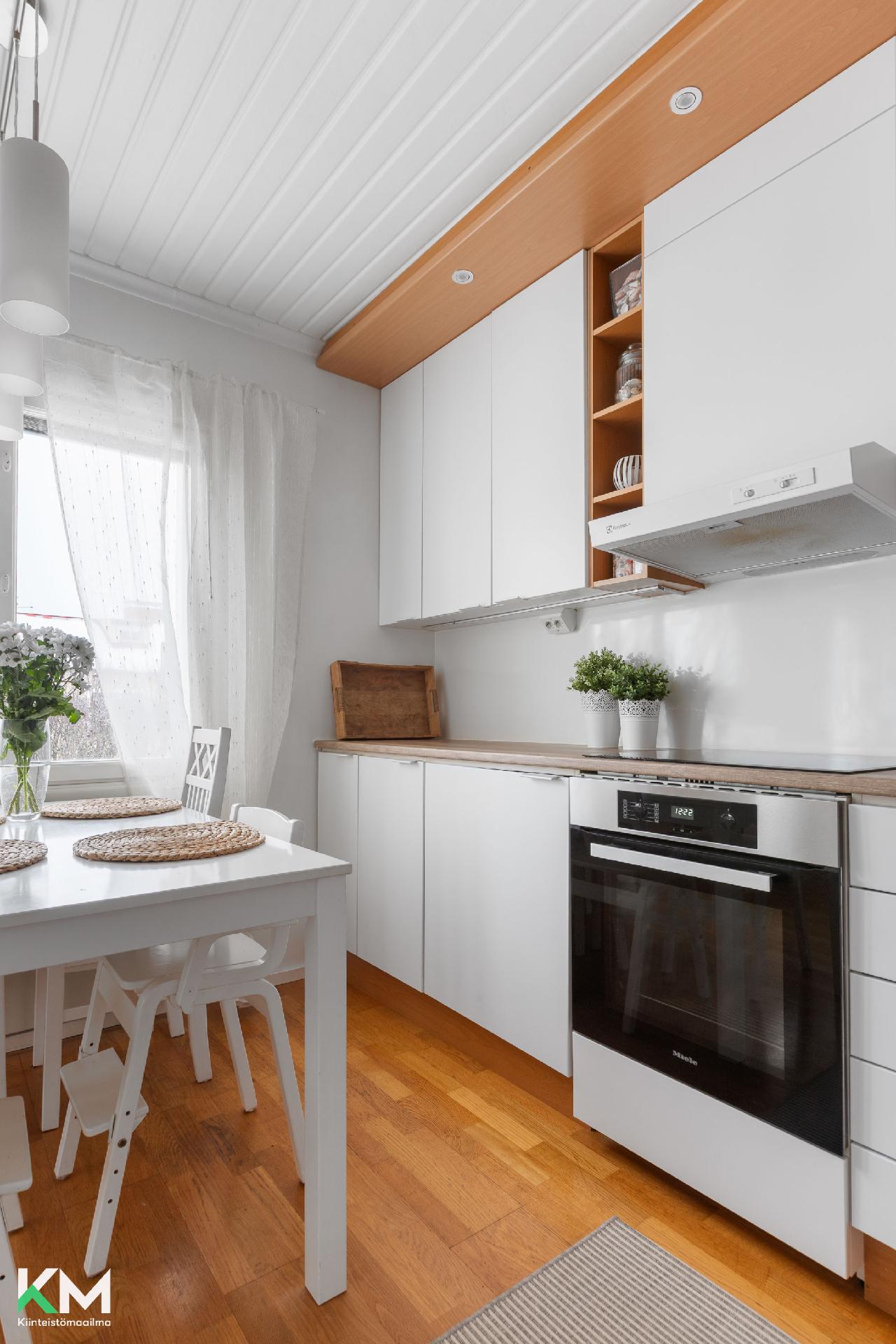 Suorankulmankatu 14, Laune, Lahti