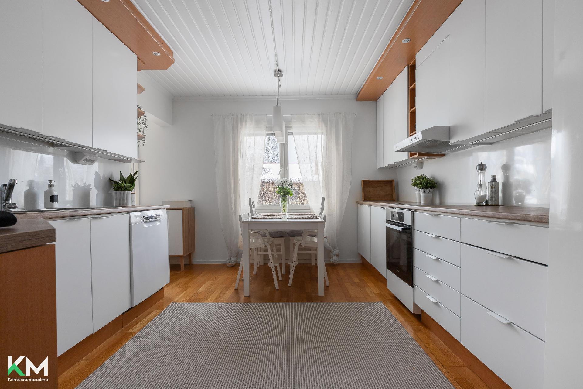 Suorankulmankatu 14, Laune, Lahti