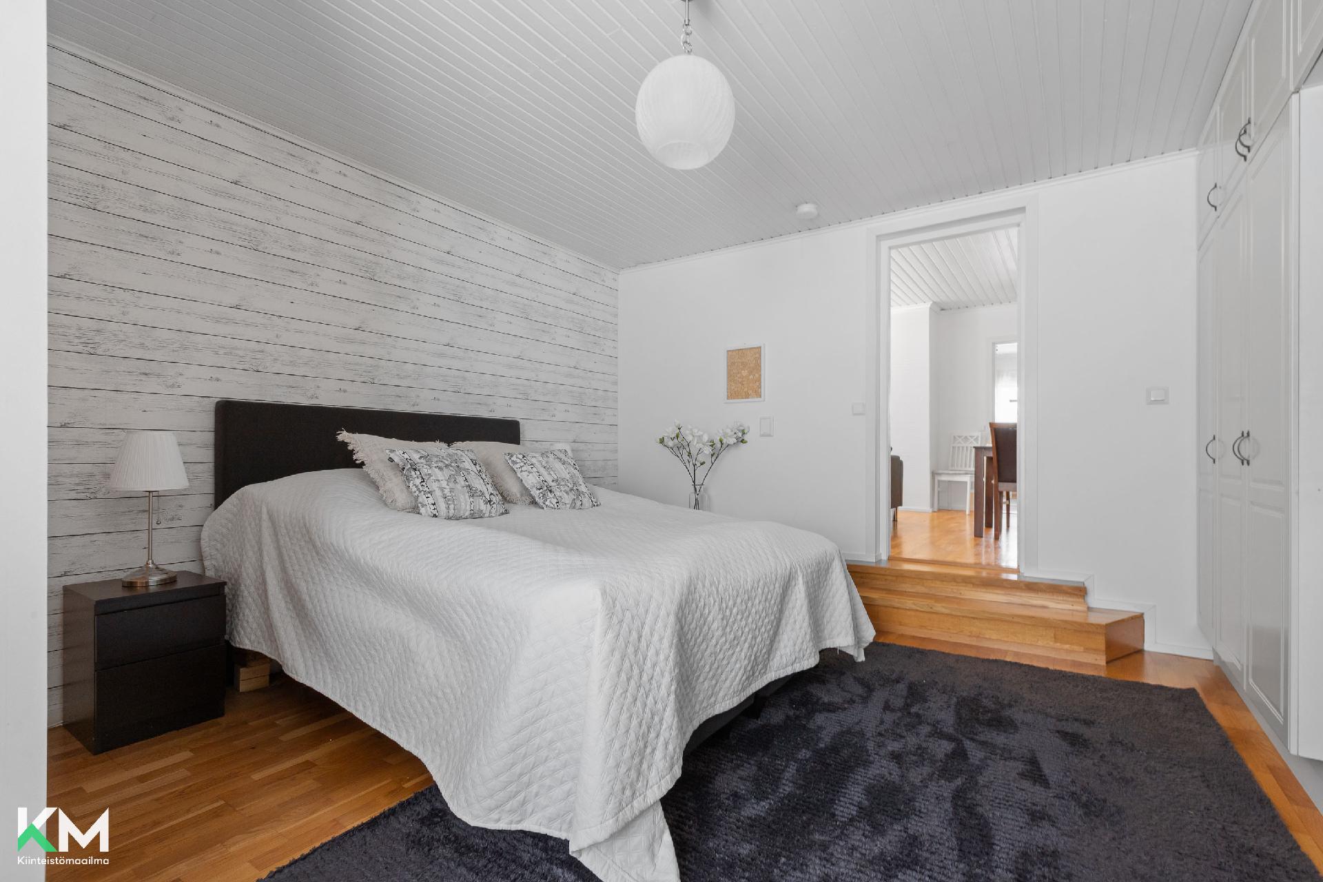 Suorankulmankatu 14, Laune, Lahti