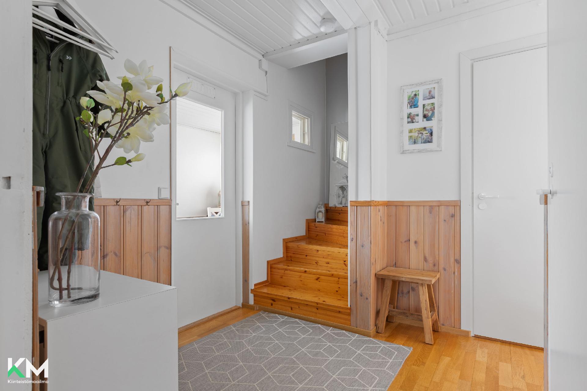 Suorankulmankatu 14, Laune, Lahti