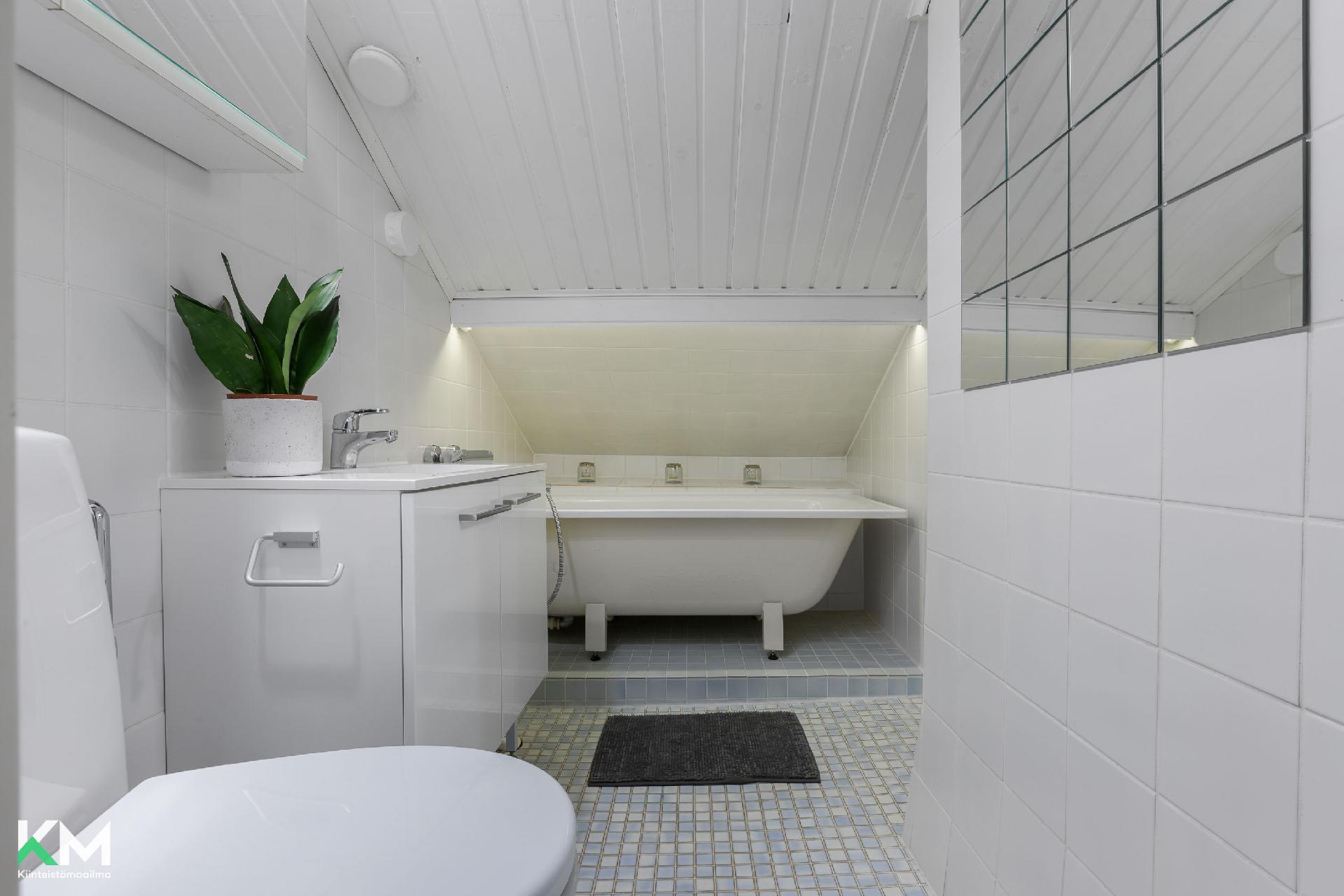 Suorankulmankatu 14, Laune, Lahti