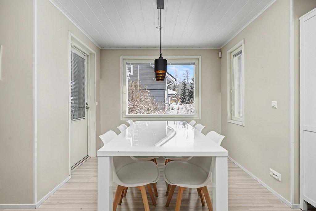 Hevosenkenkä 17, Kirkonkylä, Nurmijärvi