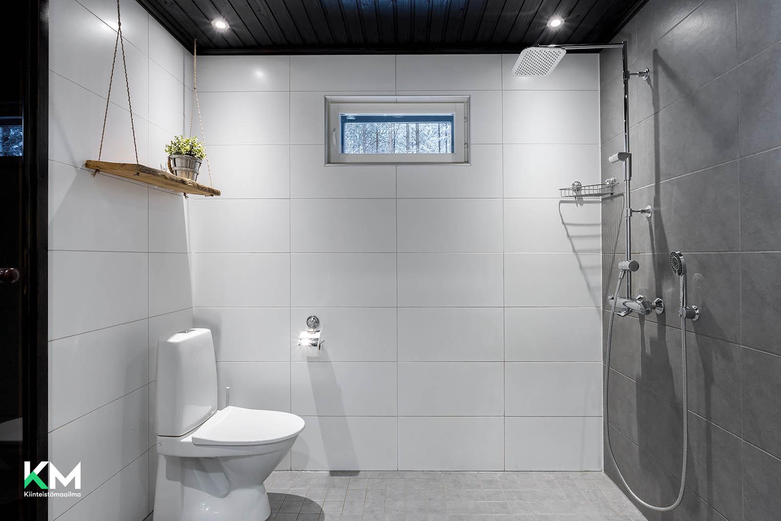 Elokuja 14, Tikkasenharju, Ii