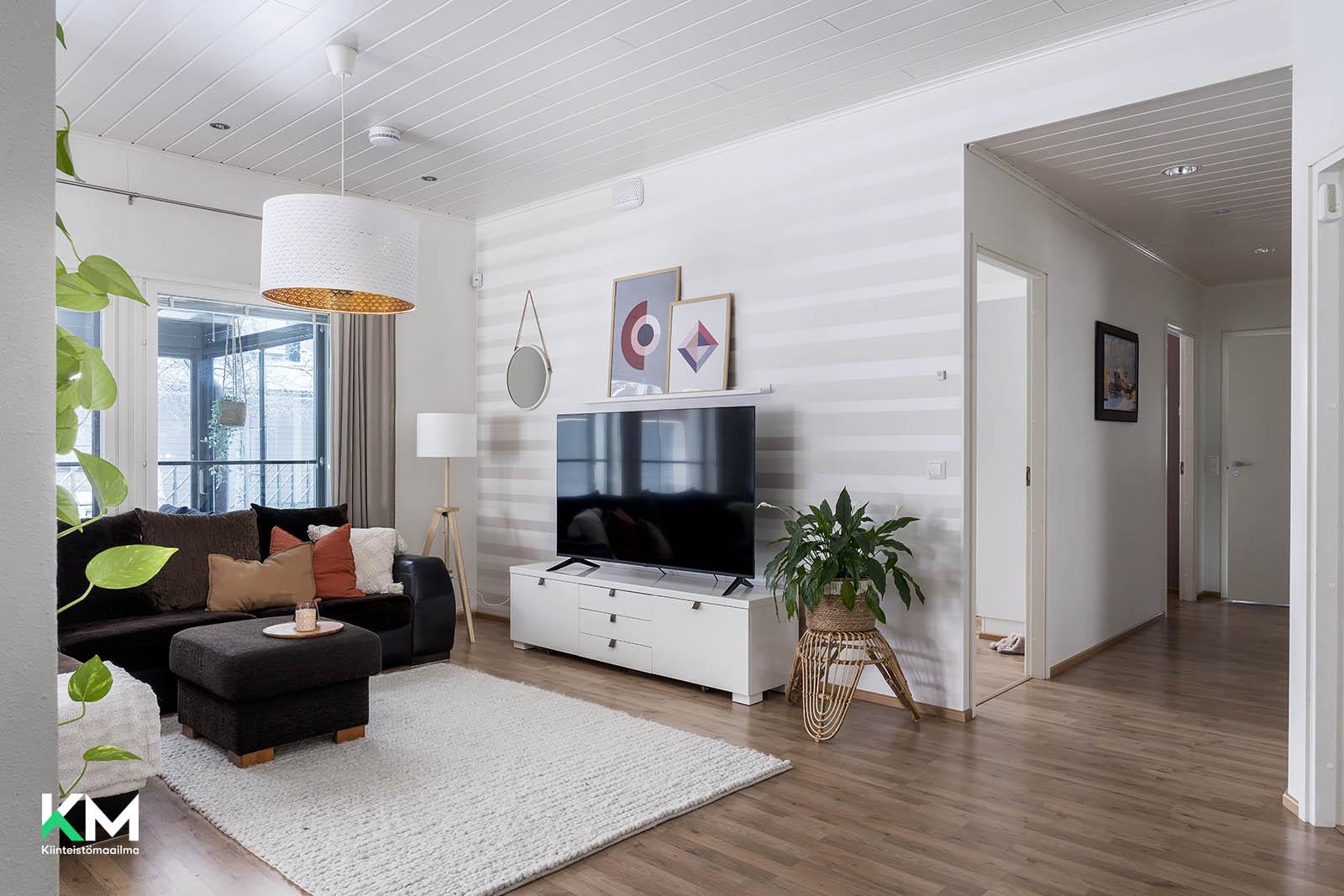 Elokuja 14, Tikkasenharju, Ii