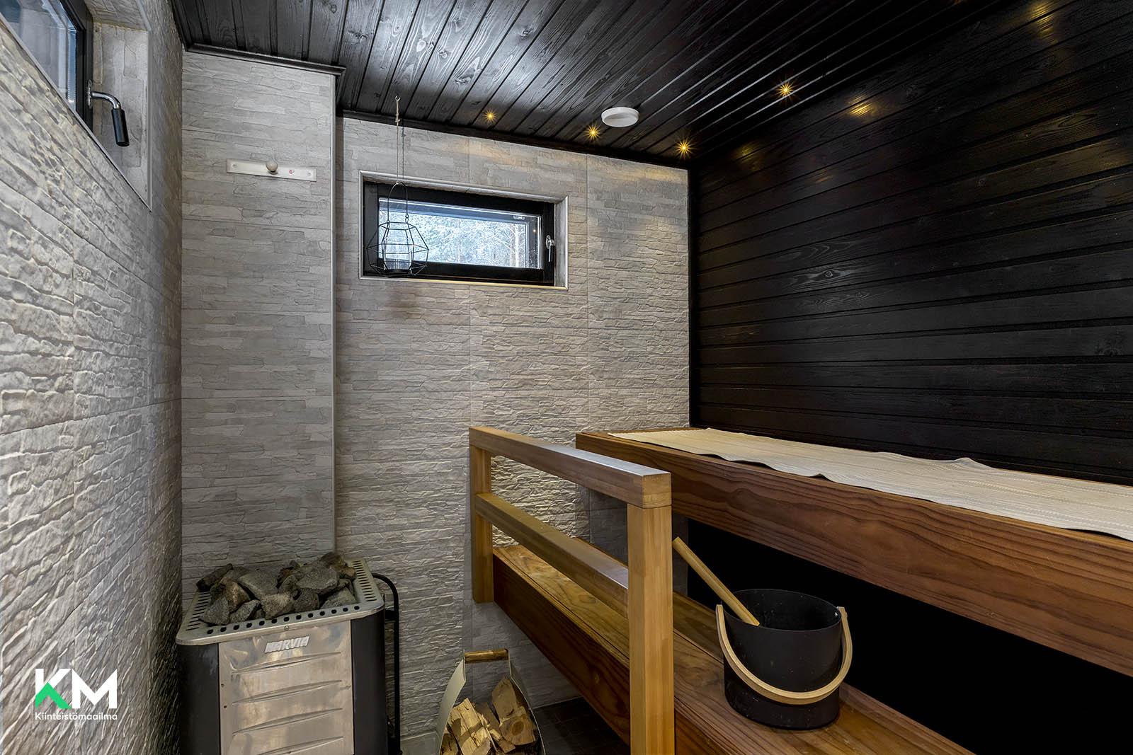 Elokuja 14, Tikkasenharju, Ii