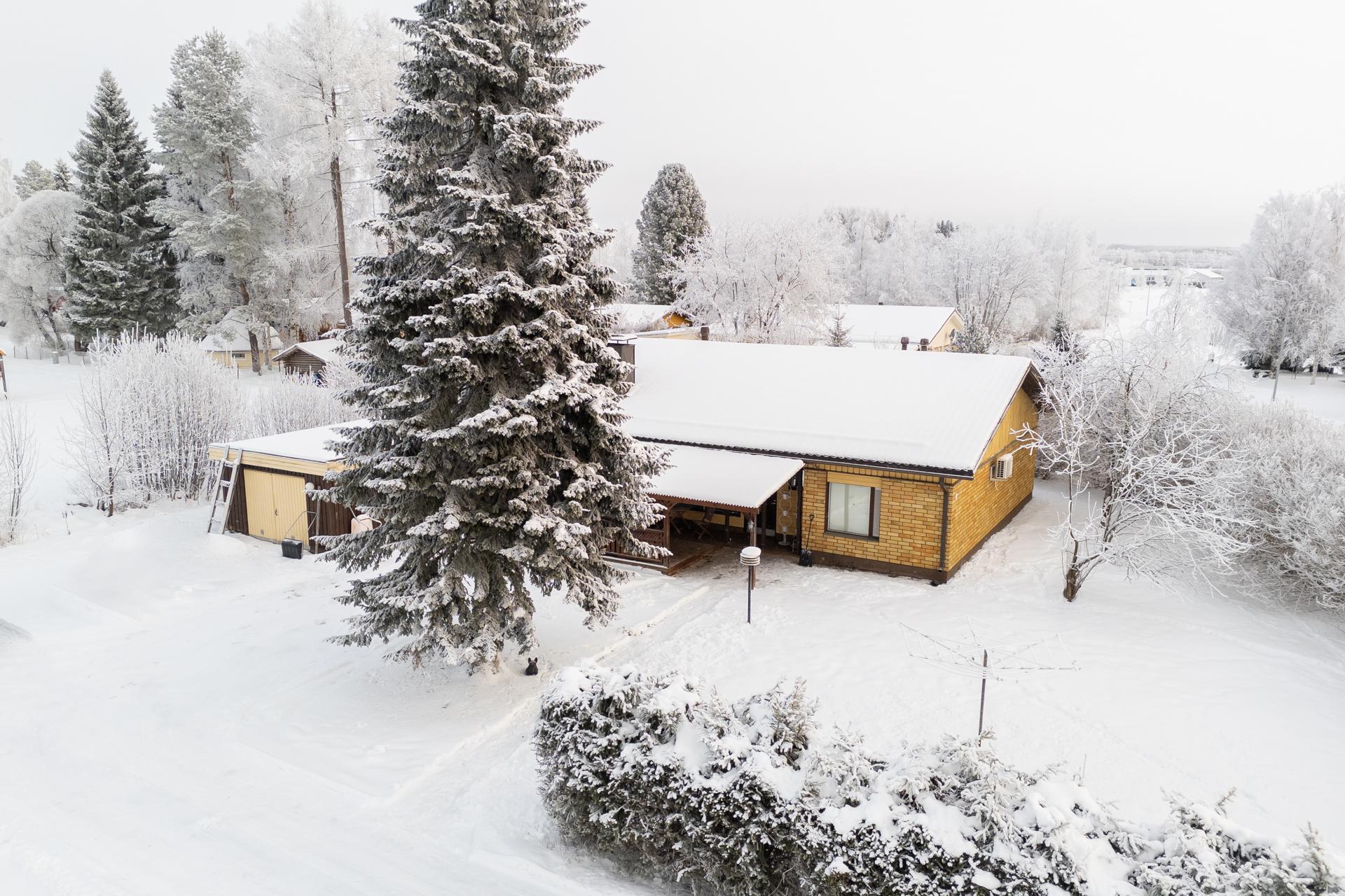 Nykyrintie 7, Muhos, Muhos