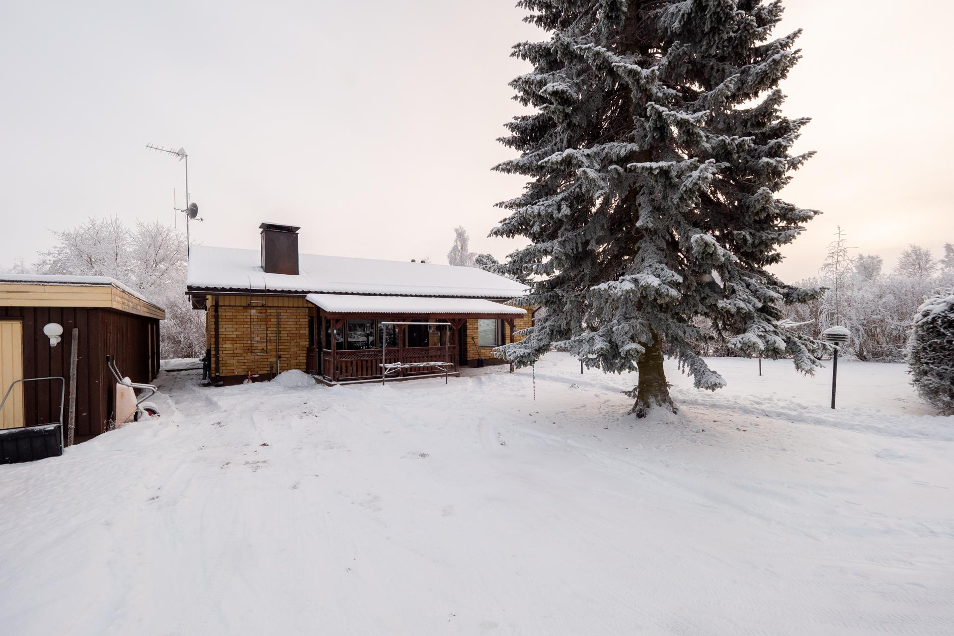 Nykyrintie 7, Muhos, Muhos