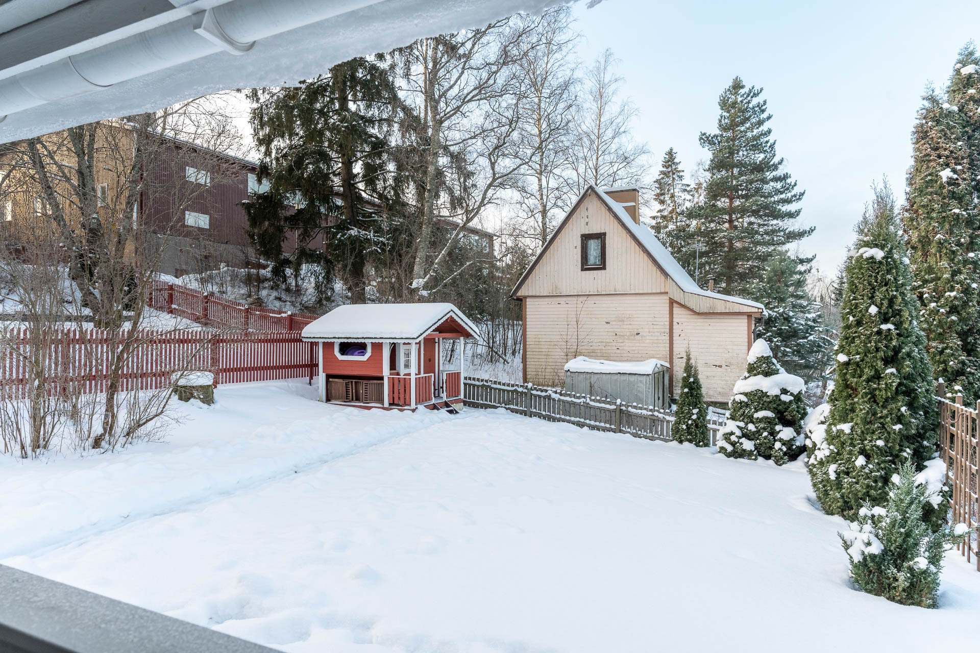 Mäenalus 20, Tapanila, Helsinki