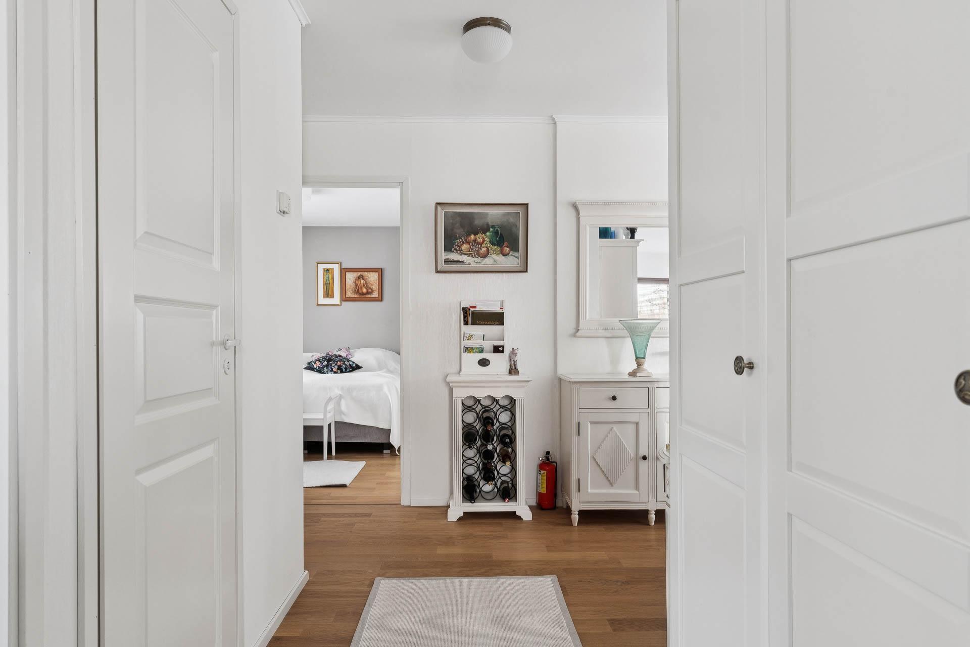 Mäenalus 20, Tapanila, Helsinki