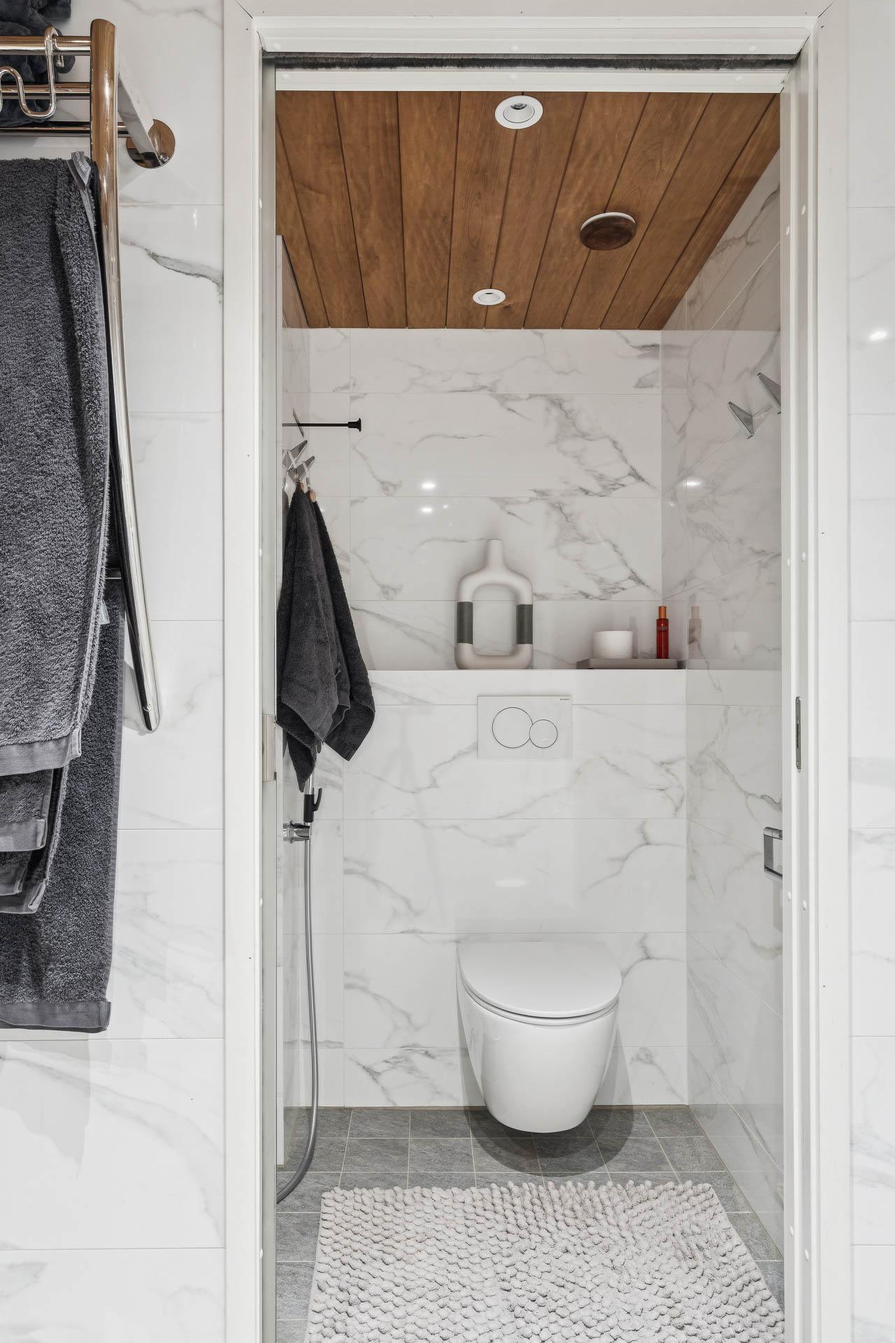 Mäenalus 20, Tapanila, Helsinki