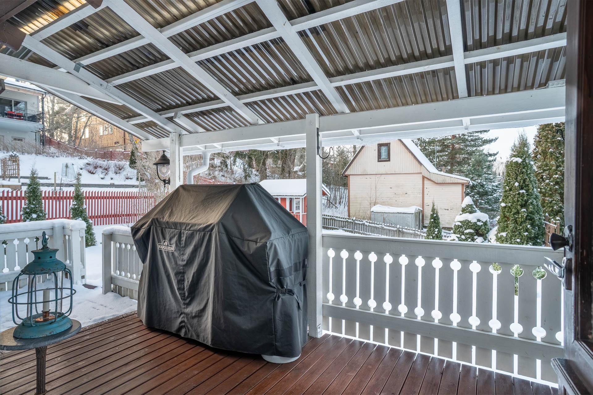 Mäenalus 20, Tapanila, Helsinki