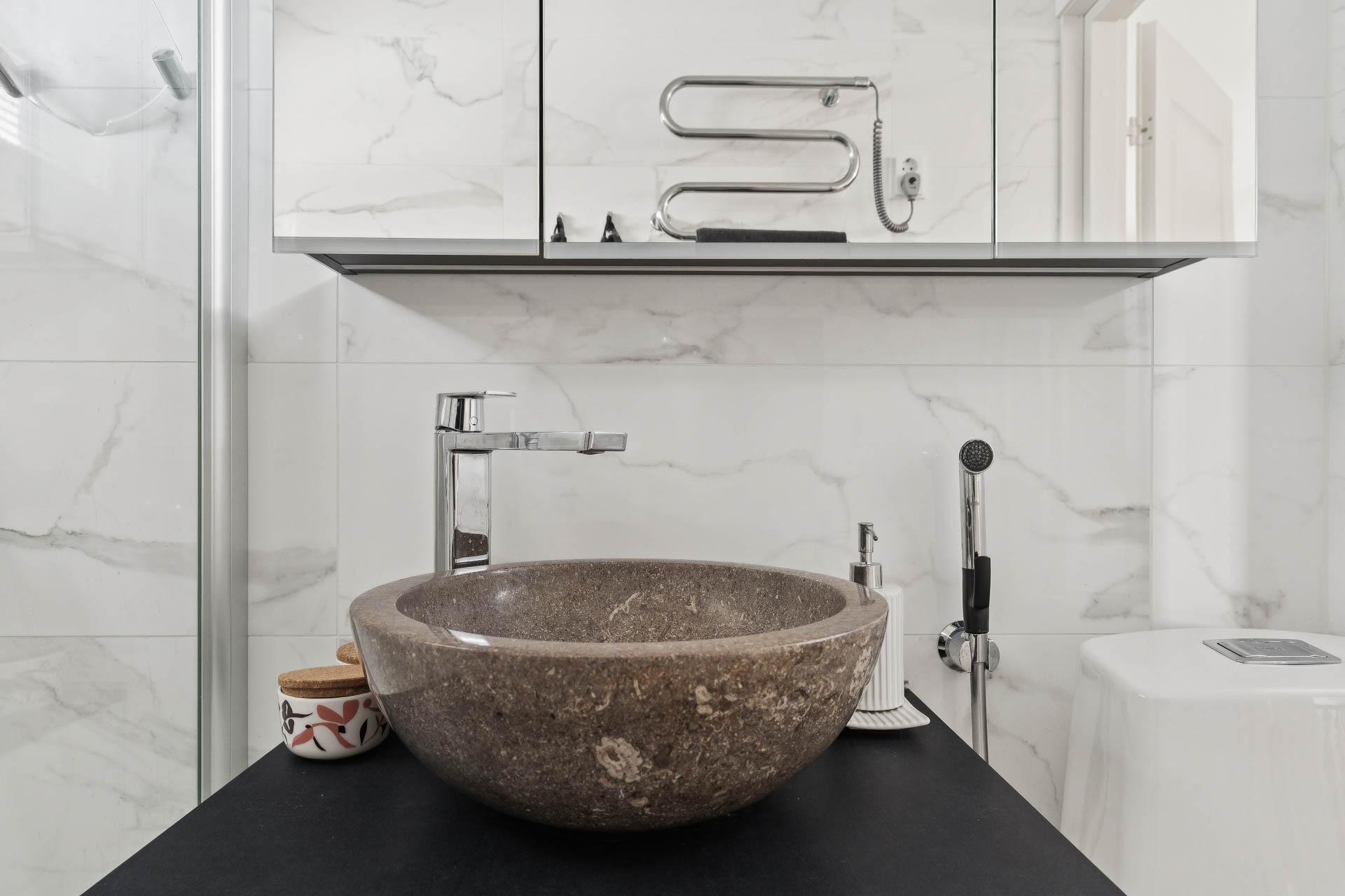 Mäenalus 20, Tapanila, Helsinki