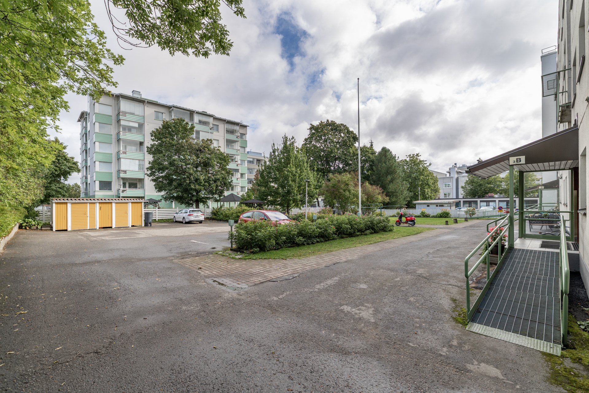 Taloon esteetön kulku