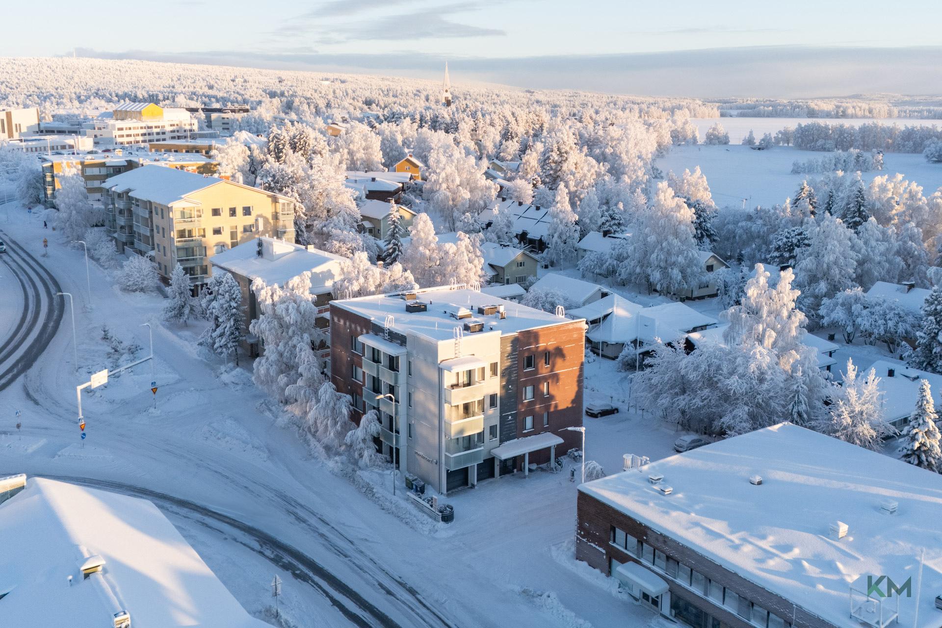Vapaudentie 10, Keskusta, Rovaniemi