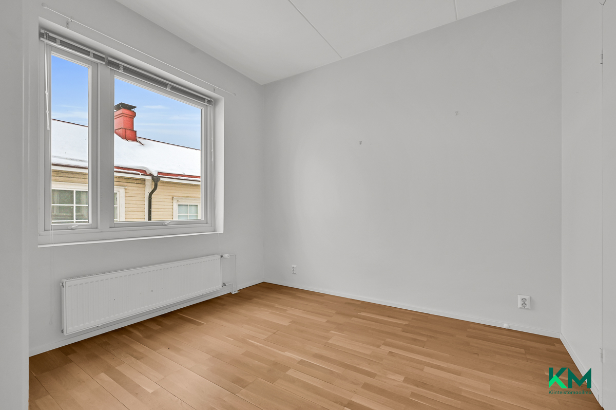 Kuninkaankatu 8, Tammisaari, Raasepori