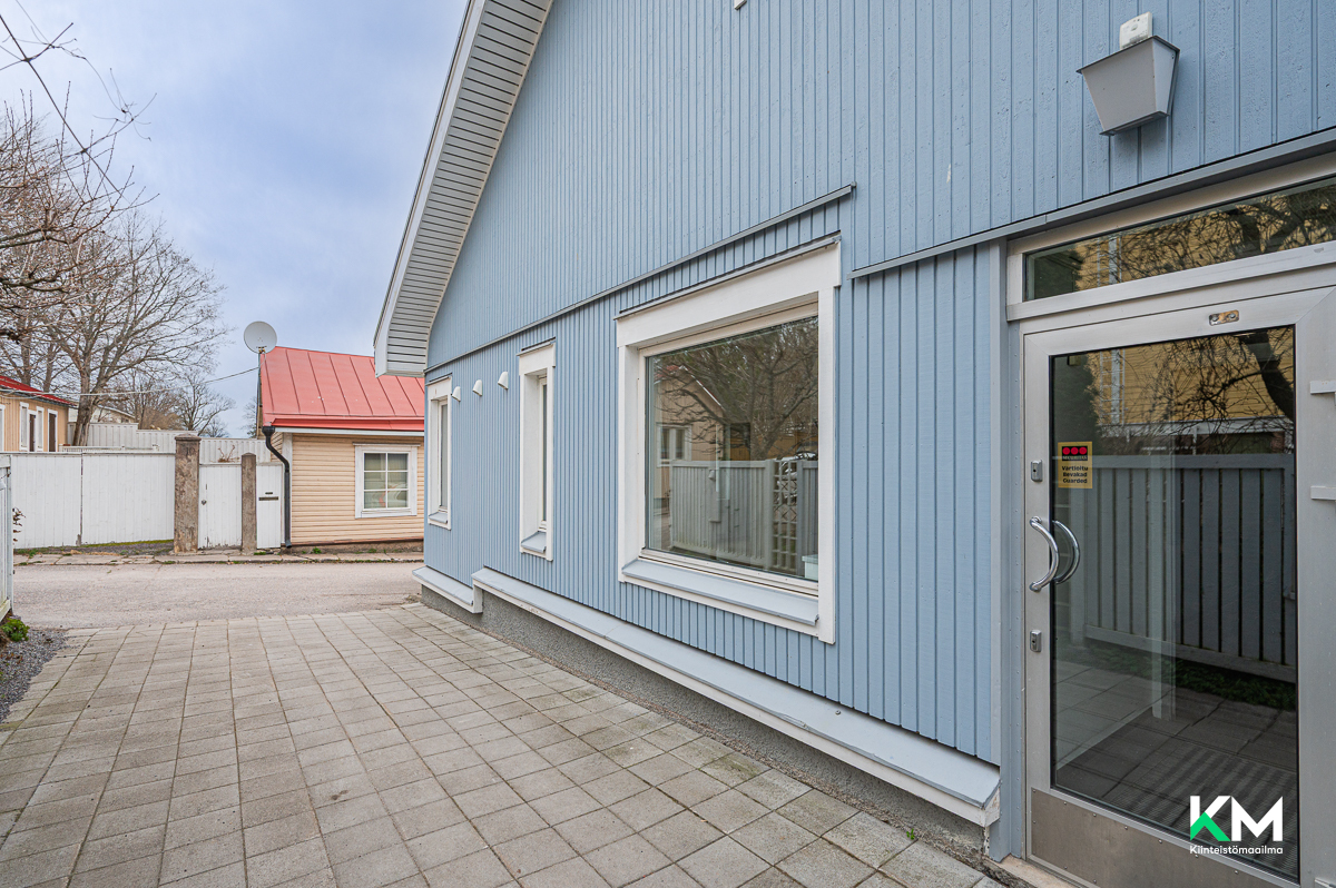 Kuninkaankatu 8, Tammisaari, Raasepori