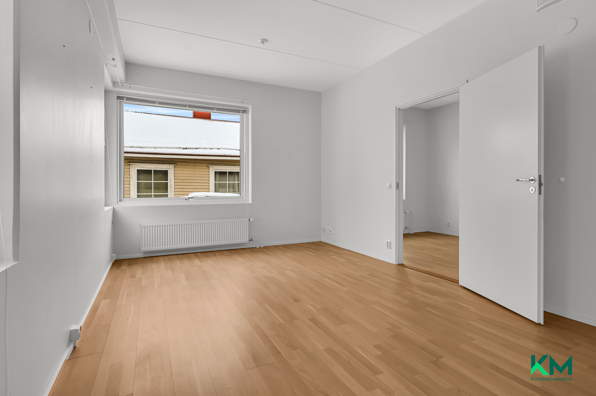 Kuninkaankatu 8, Tammisaari, Raasepori