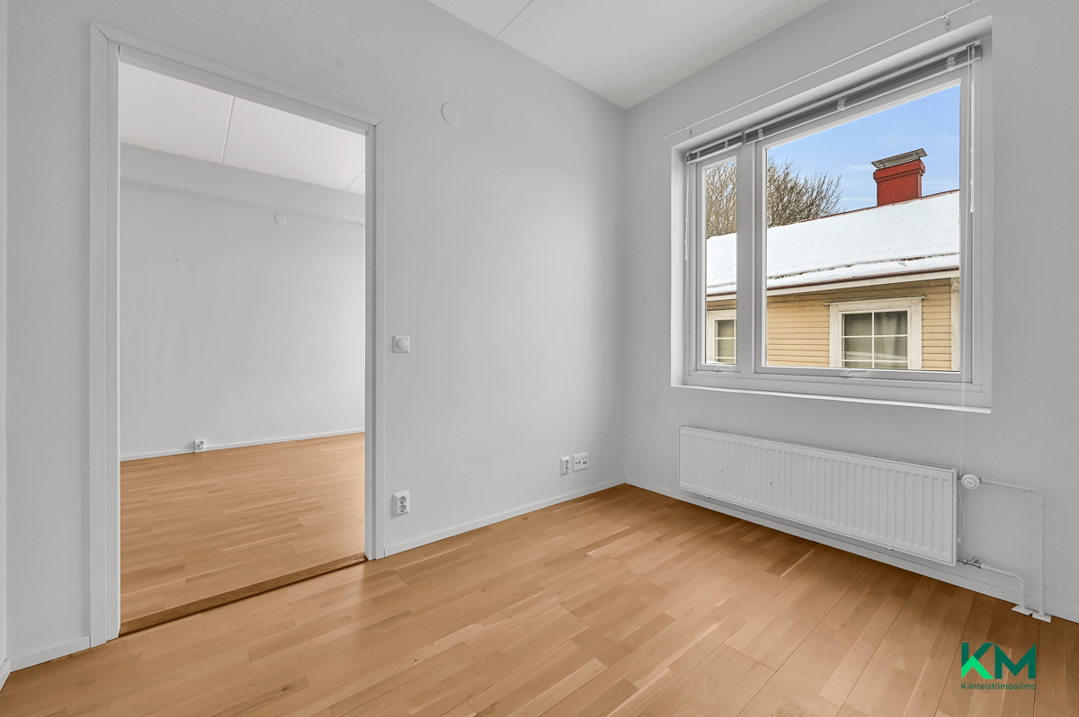 Kuninkaankatu 8, Tammisaari, Raasepori