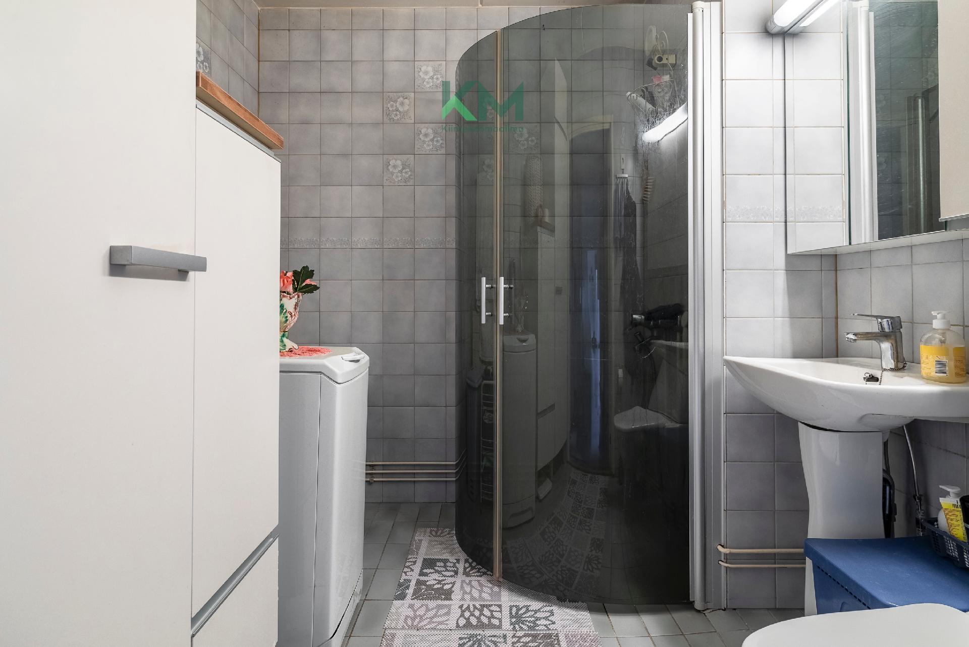 Lehdokkipolku 4, Itäkeskus, Helsinki