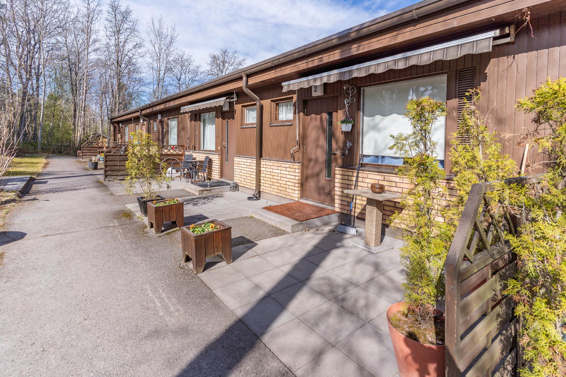 Katriinaperintie 7-9, Nummela, Vihti