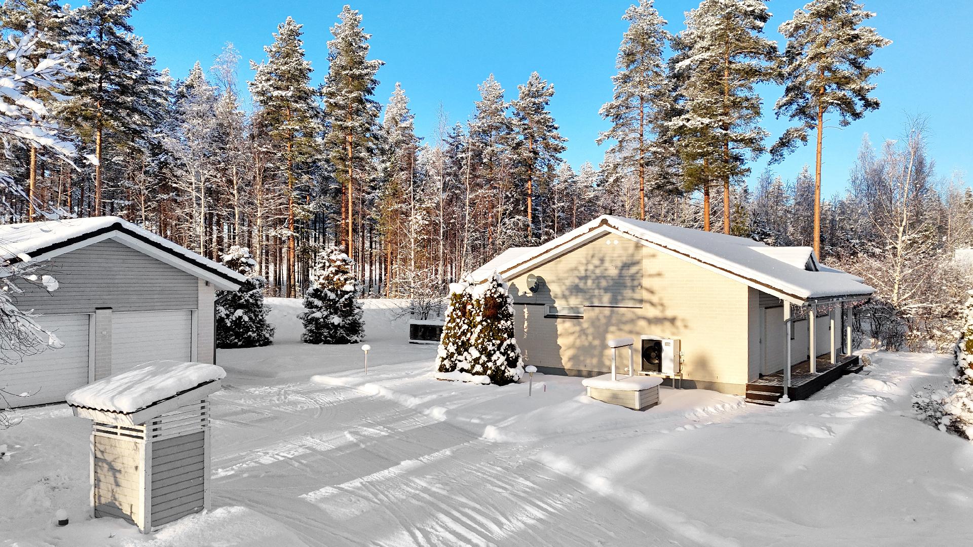 Jahtimestarintie 18, Kylmäoja, Kontiolahti