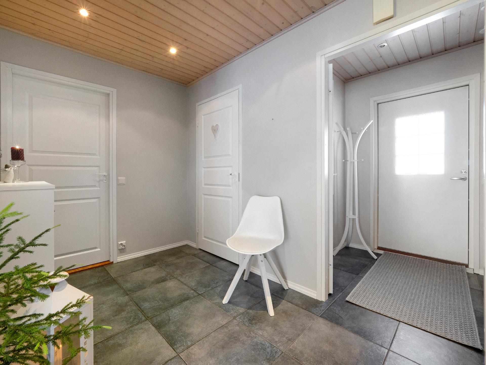 Jahtimestarintie 18, Kylmäoja, Kontiolahti