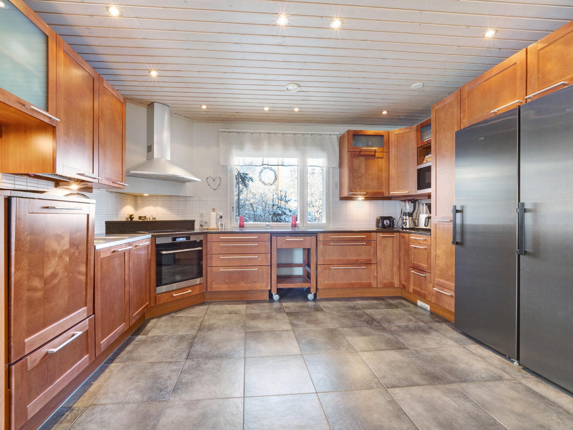 Jahtimestarintie 18, Kylmäoja, Kontiolahti