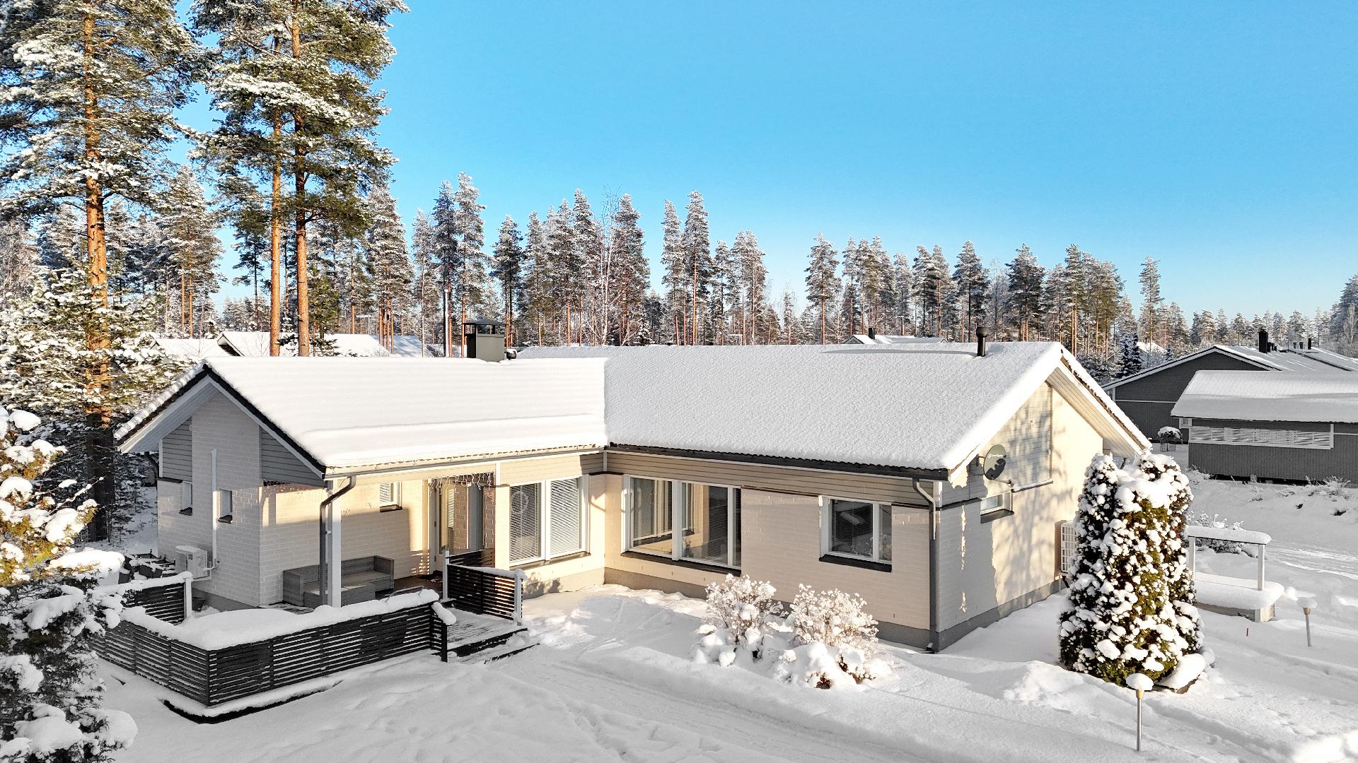 Jahtimestarintie 18, Kylmäoja, Kontiolahti