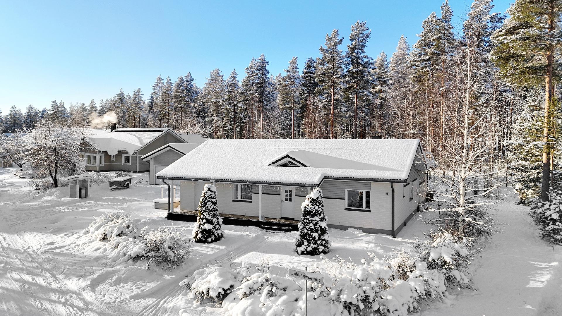 Jahtimestarintie 18, Kylmäoja, Kontiolahti