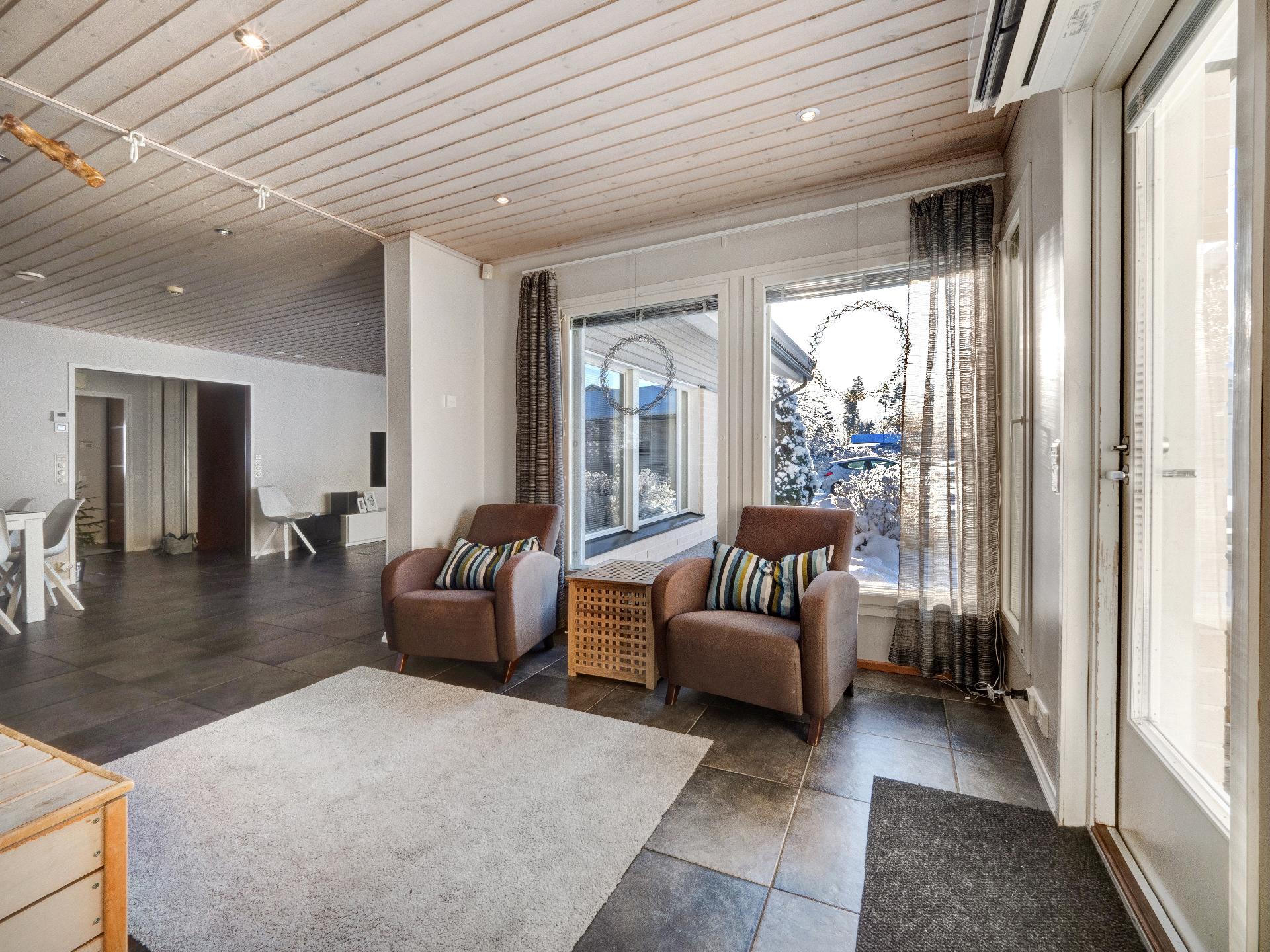 Jahtimestarintie 18, Kylmäoja, Kontiolahti