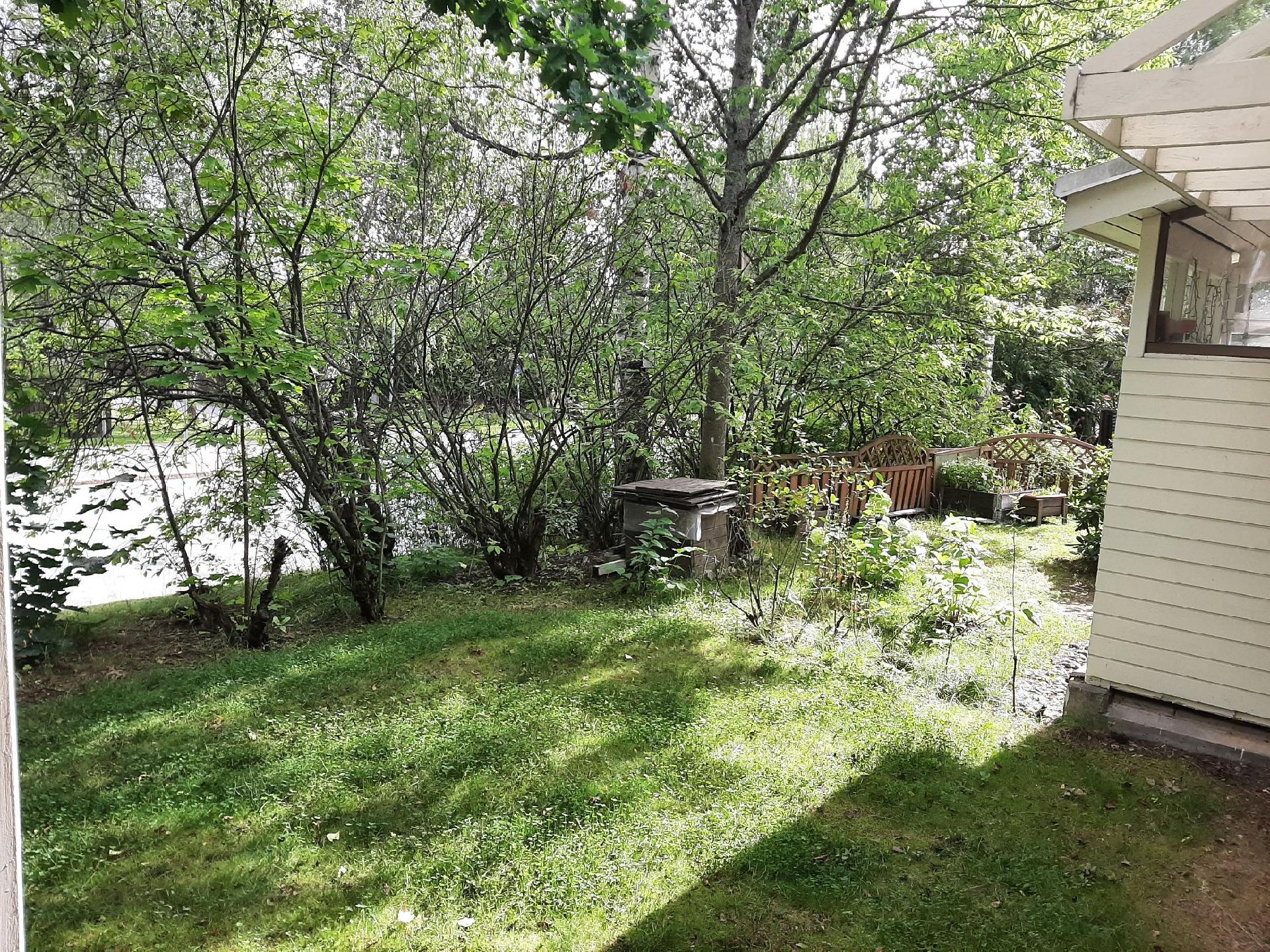 Kuismakuja 1, Pukinmäki, Helsinki