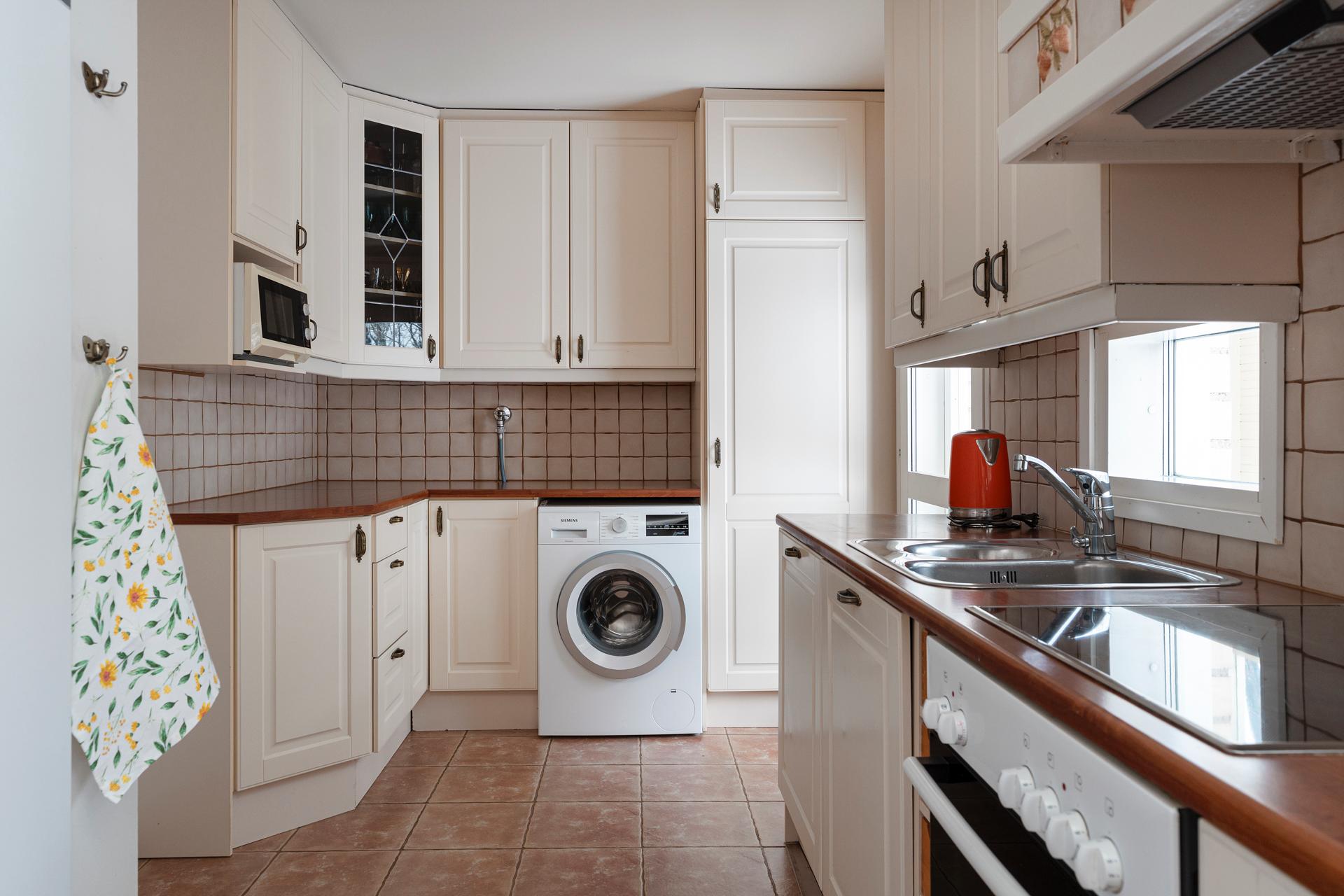 Kuismakuja 1, Pukinmäki, Helsinki