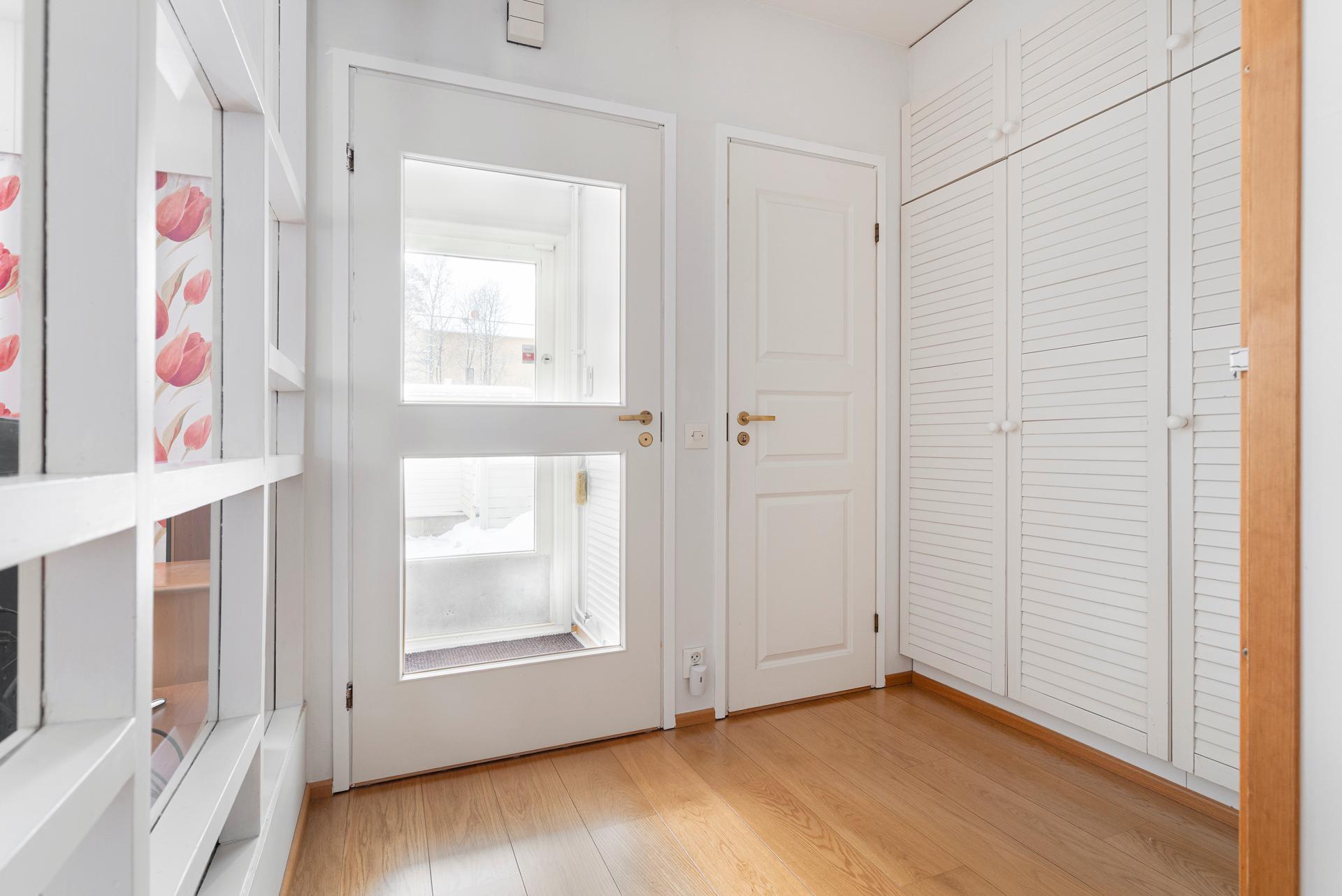 Kuismakuja 1, Pukinmäki, Helsinki