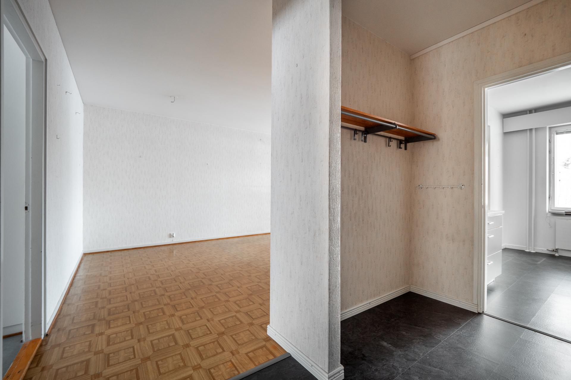 Kanahaukantie 1, Kaukovainio, Oulu