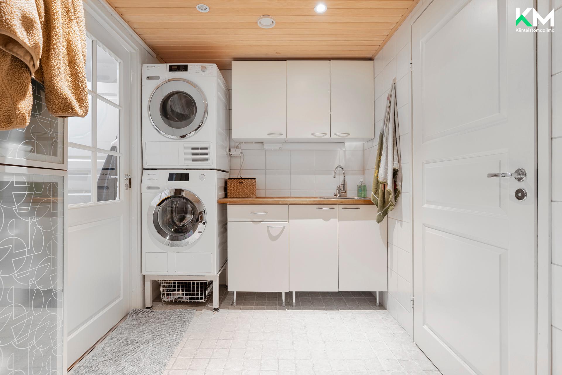 Myrttitie 3, Pukinmäki, Helsinki