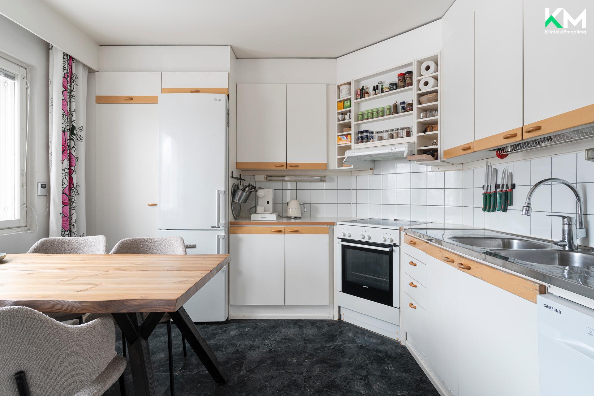 Myrttitie 3, Pukinmäki, Helsinki