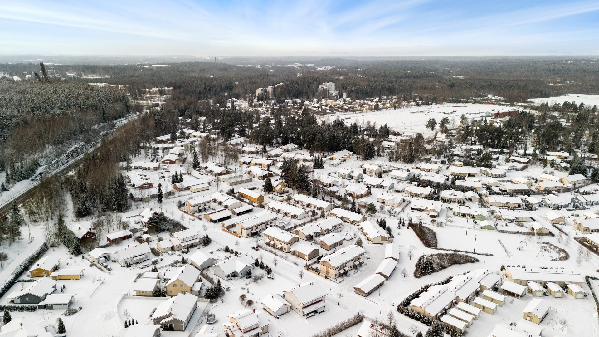 Torkkelintie 2, Ravilehto, Kouvola