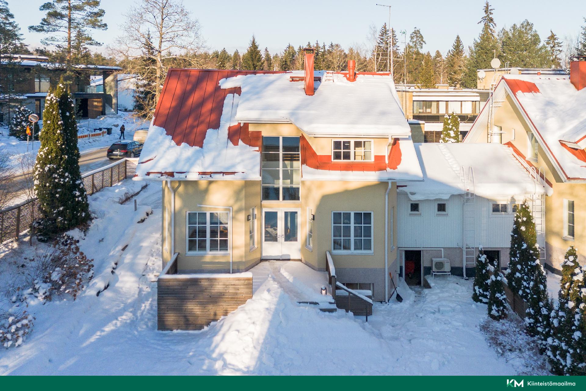 Kavallintie 37, Kauniainen