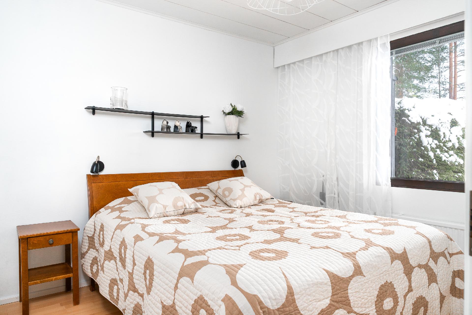 Varaslahdentie 10, Vaajakoski, Jyväskylä